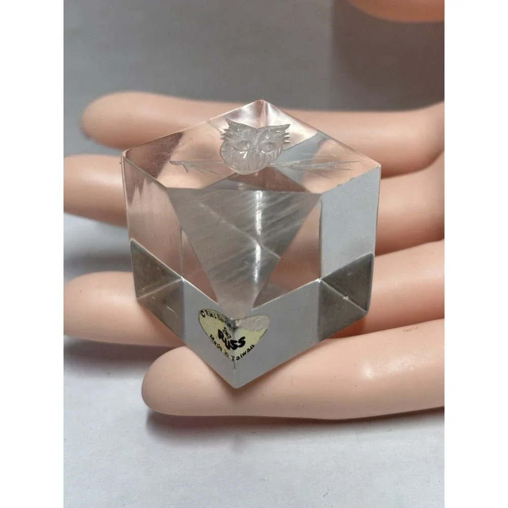 OWL ‎ LUCITE Acrylic OWL Russ & Co decorative small etched cube carved